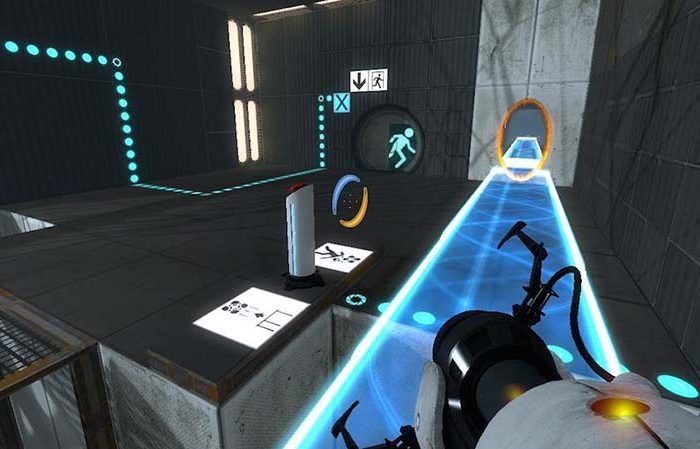سی دی کی اورجینال بازی Portal 2
